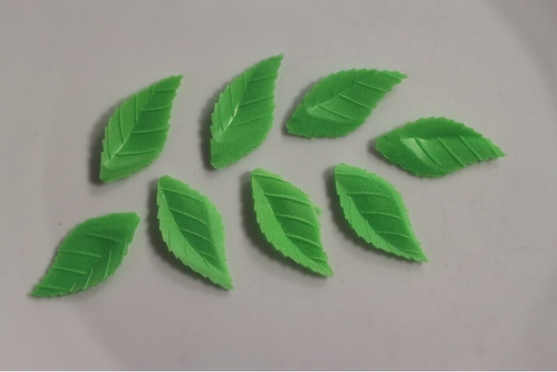 Dekors Vafeļu Lapiņas Mazās koši zaļas 50 gb komplekts